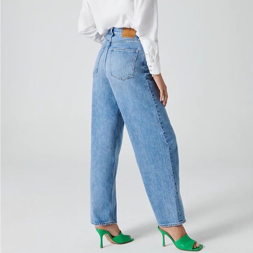 Denim Forum Mia High Rise Curve Love Aritzia Jeans !!!